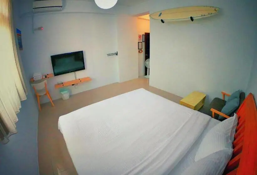 اتاق لوکس با تخت بزرگ, Imanuel Surfing B&b