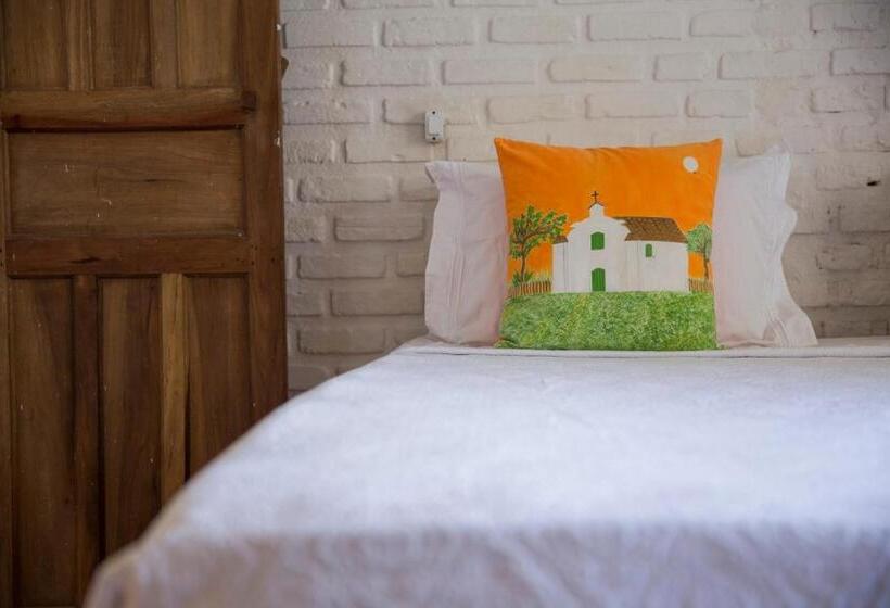 בונגלו משפחתי, Casa E Pousada Alecrim