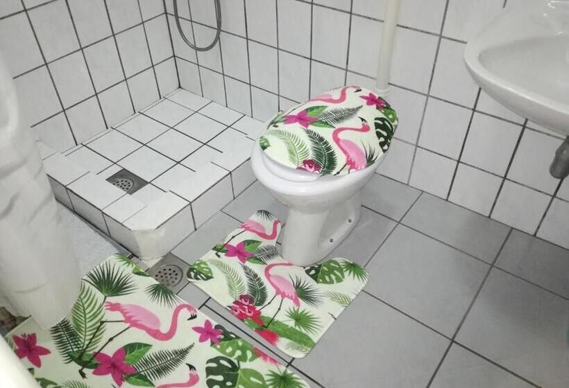 اتاق استاندارد یک نفره, Guest House Vila Bak