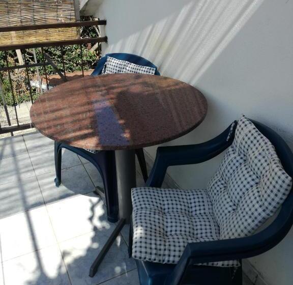 استودیو استاندارد با بالکن, Guest House Vila Bak