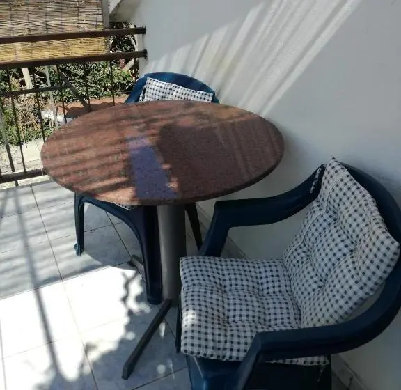 استودیو استاندارد با بالکن, Guest House Vila Bak