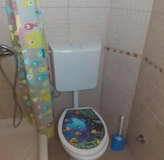 اتاق لوکس با بالکن, Guest House Vila Bak