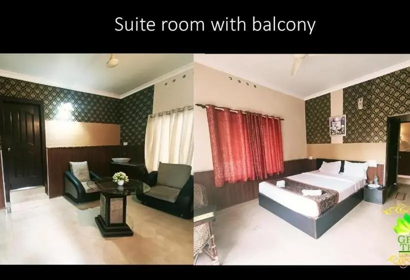 Standard Room King Size Bed, Green Trees Munnar