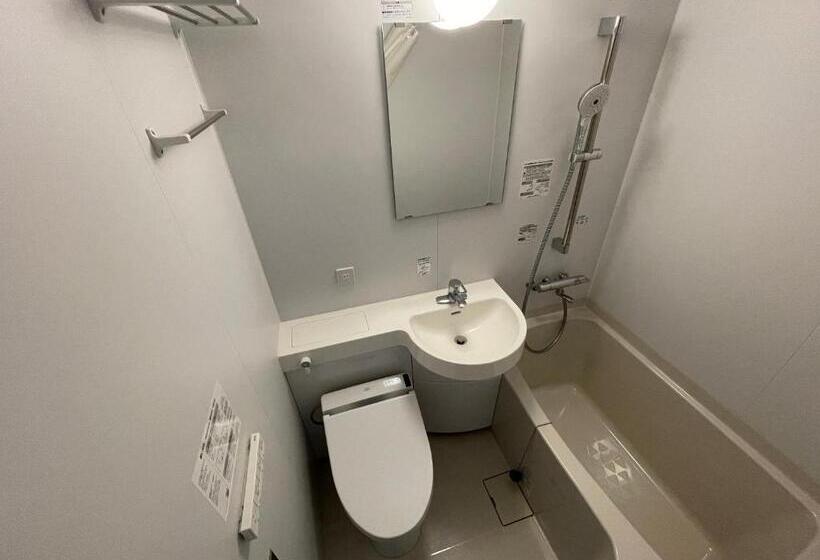Quarto Estandar, De M
