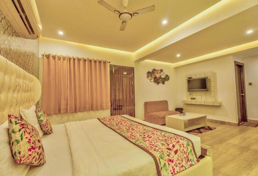 발코니 디럭스 룸, The Boho, Vagator Beach Goa Near Thalassa