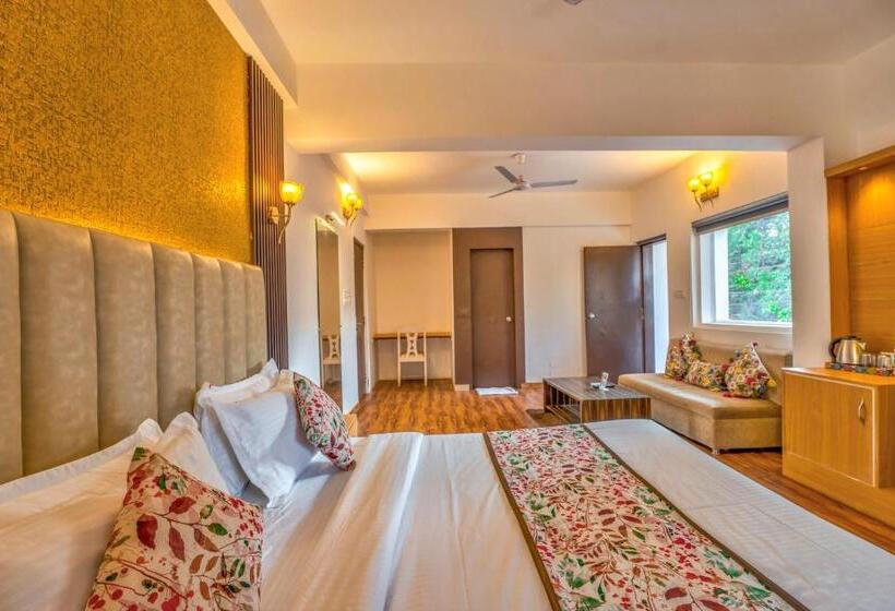 발코니가 있는 스위트, The Boho, Vagator Beach Goa Near Thalassa