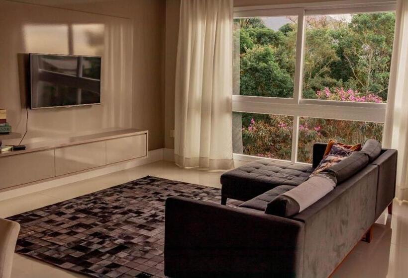 1 Bedroom Penthouse Apartment, Morada Do Estaleiro