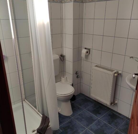 Апартаменты 1 Спальня с Балконом, Szent Kristóf Apartman