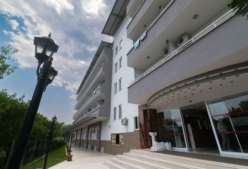 标准间, Grand Hotel Derin