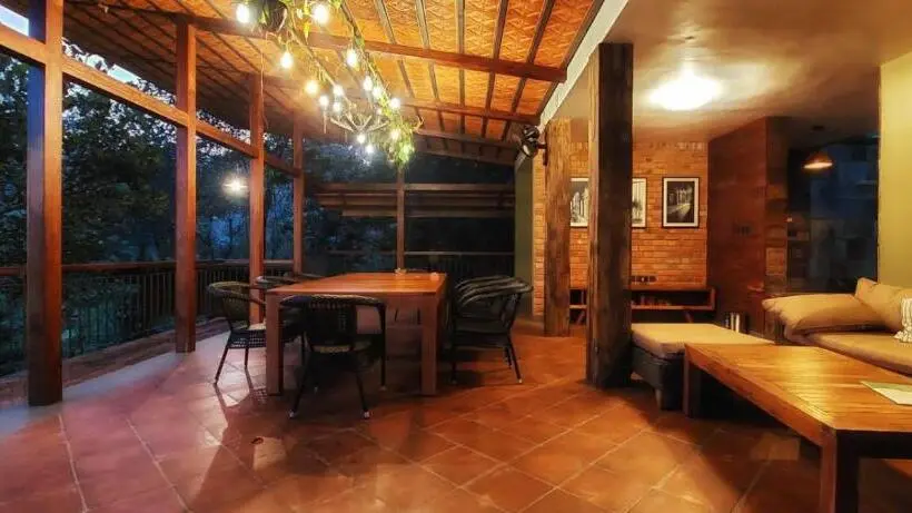 Chambre Deluxe avec Balcon, Barsati Ranches