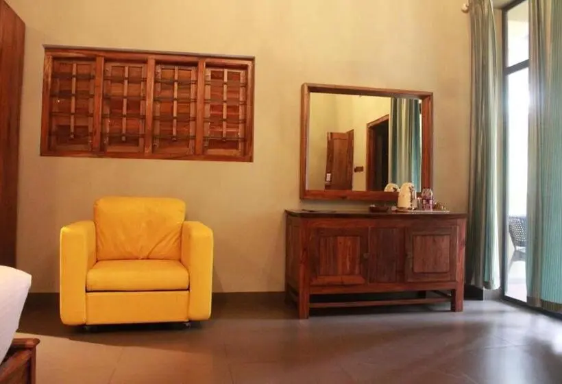 Chambre Standard Vue Lac, Barsati Ranches