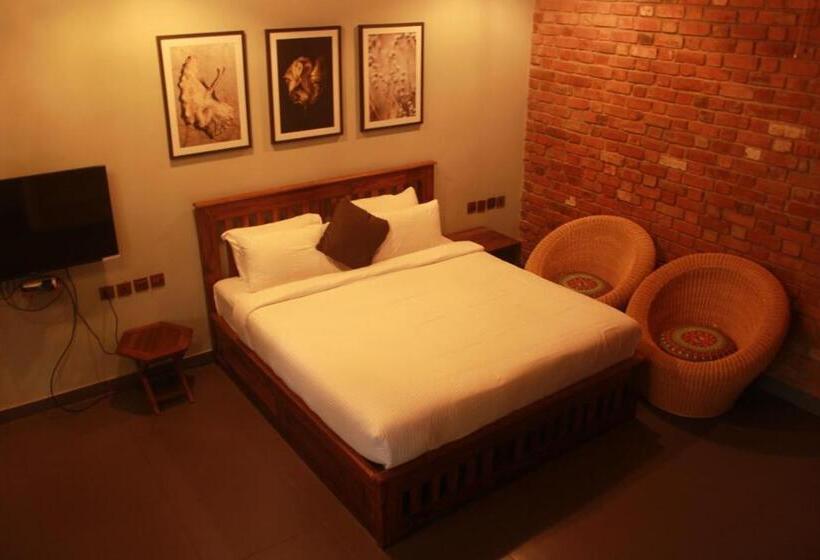 レイクビュースタンダードルーム, Barsati Ranches