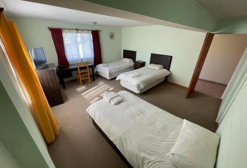 חדר סטנדרט לשלושה, Hosteria Lago Cardiel