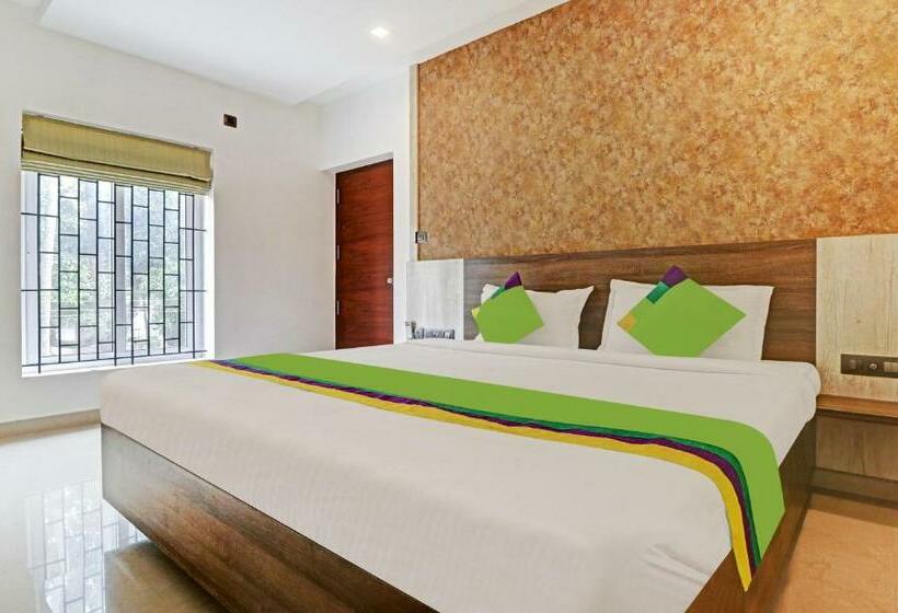 デラックスルーム, Sreepathi Mayoogha