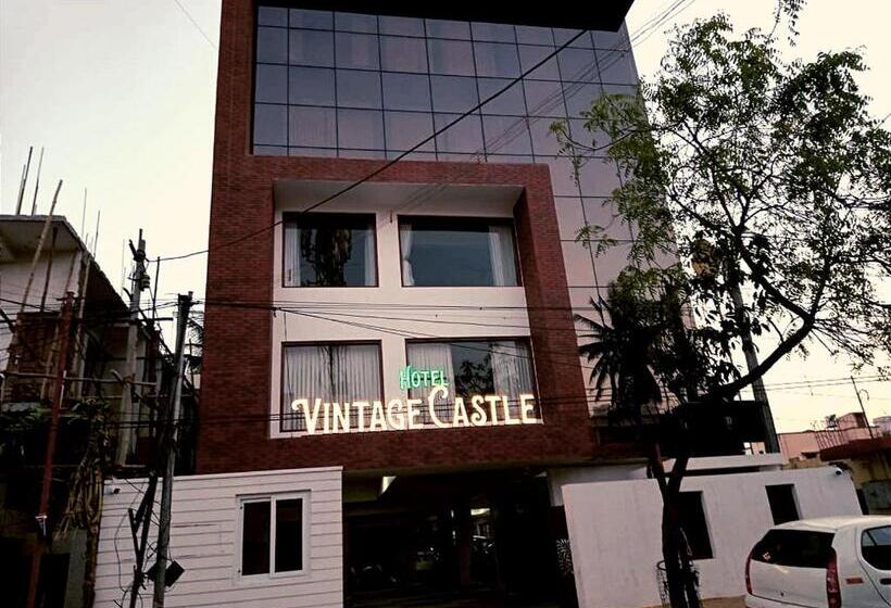 Семейный Номер, Vintage Castle
