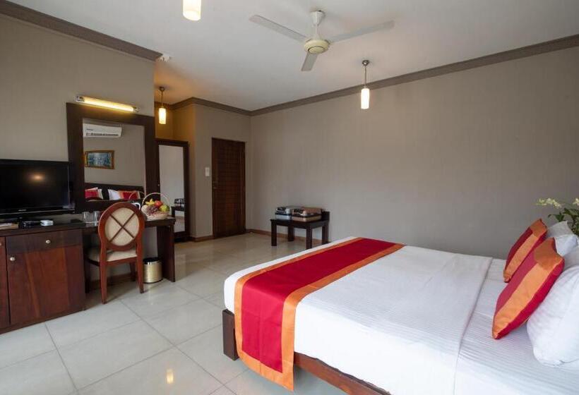 발코니 디럭스 룸, Kings Ridge Kandy