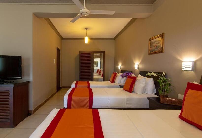 디럭스 트리플 룸, Kings Ridge Kandy