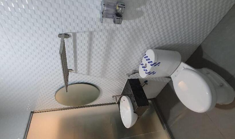 חדר סטנדרט, Reddoorz Plus Near Siloam Hospital Balikpapan