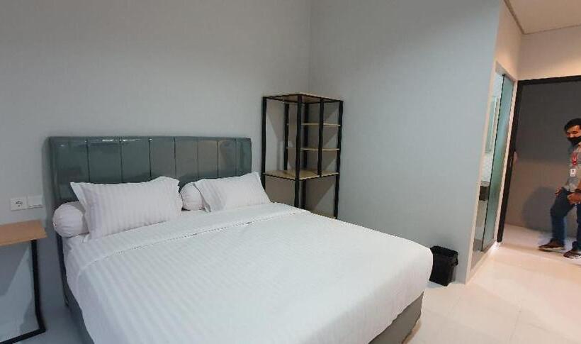 חדר סטנדרט, Reddoorz Plus Near Siloam Hospital Balikpapan