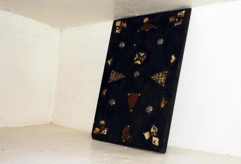 스탠다드 트리플 룸, Room In Lodge Sleep In Luxury Tent In Desert