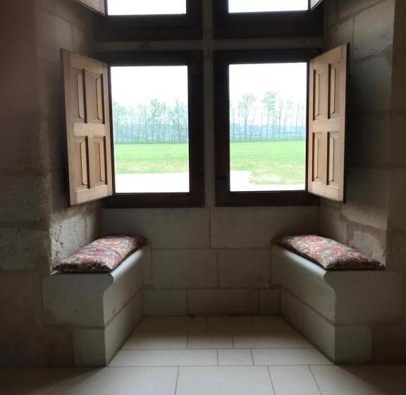 디럭스 룸, Manoir De Chandoiseau