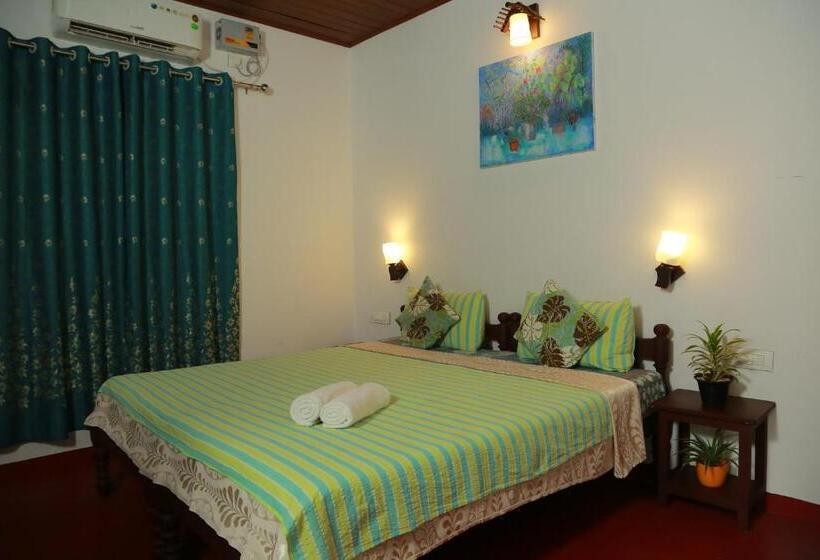 デラックスルーム, Marari Charlys Homestay