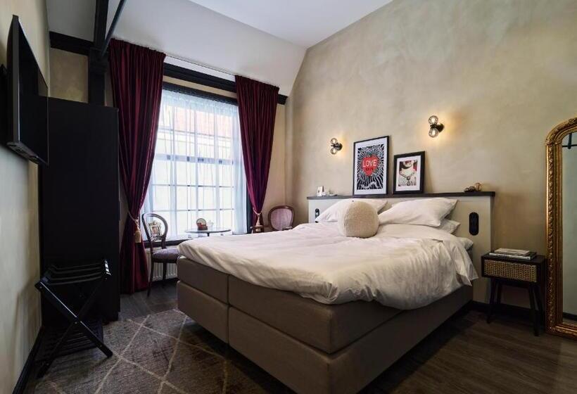 디럭스 룸, Boutique Hotel & Restaurant Frenchie