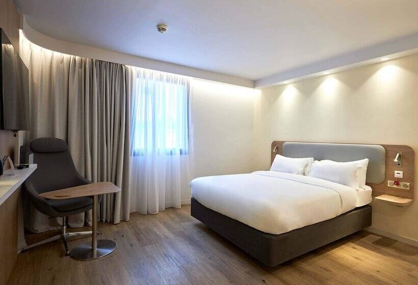 Номер Стандарт Трехместный, B&b Hotel Deauville Touques