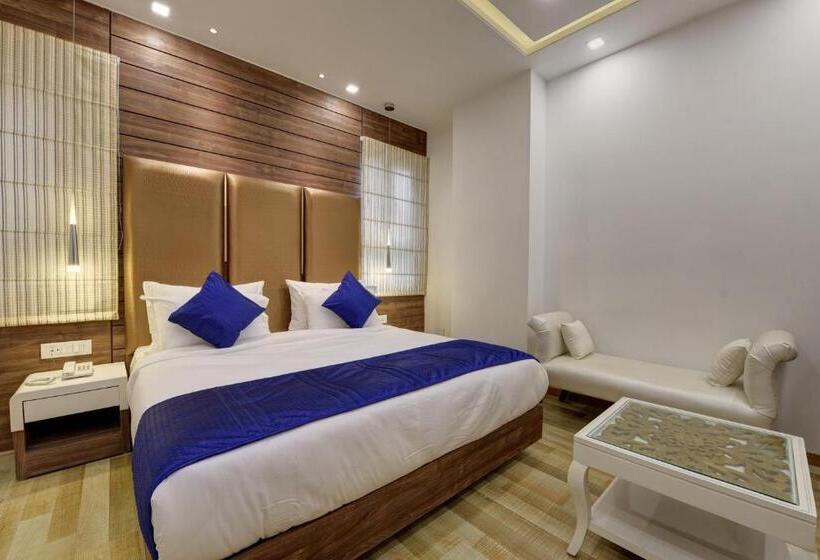 スーペリアールーム, Golden Tree