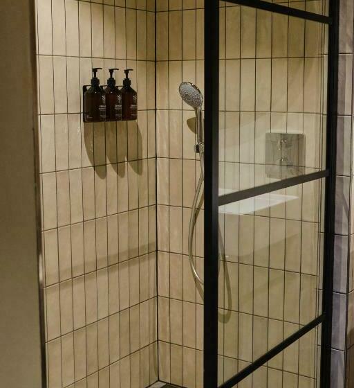 디럭스 룸, Boutique Hotel & Restaurant Frenchie