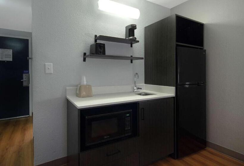 غرفة قياسية سرير كينج, Studio 6 Merrillville In