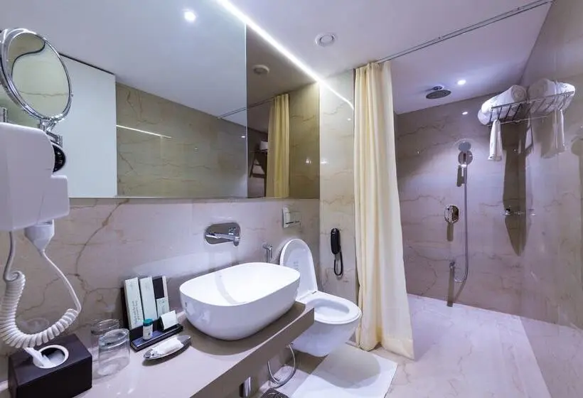 اتاق پرمیوم, The Fern Residency, Jamnagar