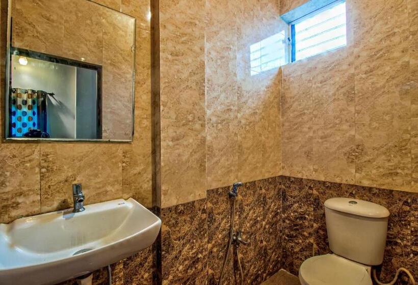 Четырехместный Номер Стандарт с Балконом, Stays By Glitter Sand