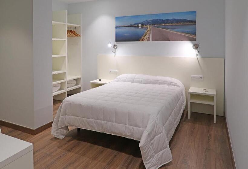 スーペリアールーム, Agusti Hostal