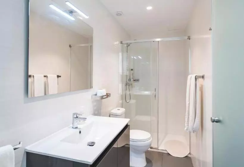 اتاق سوپریور, Agusti Hostal