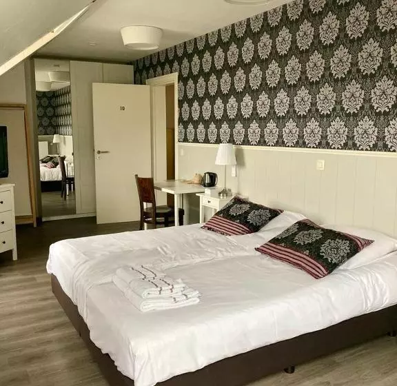 Camera Standard, B&b Castellier
