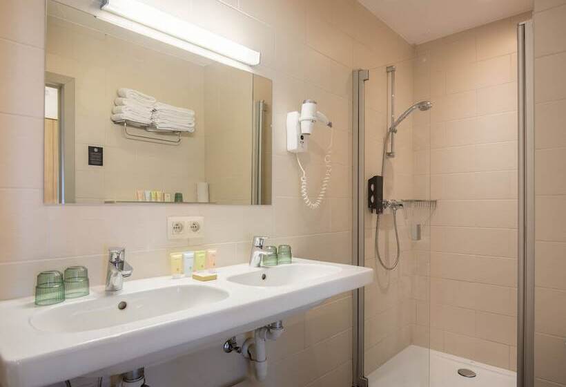 إستوديو قياسى مطل على البحر, C Hotels Excelsior