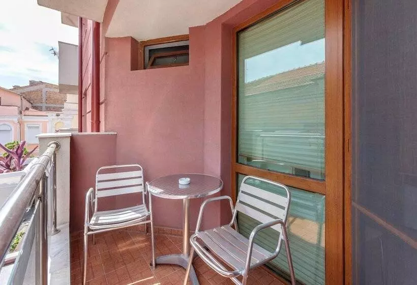 اتاق استاندارد یک نفره, Apart & Rooms Fotinov