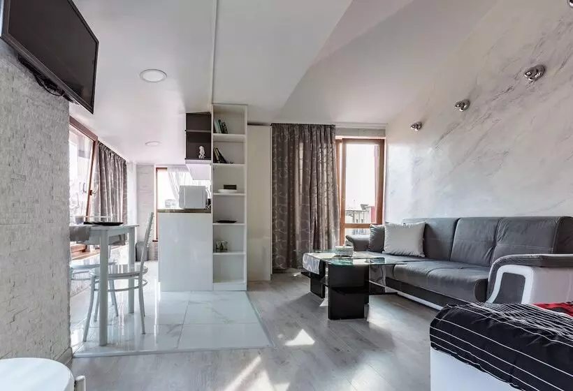 استودیوی لوکس, Apart & Rooms Fotinov