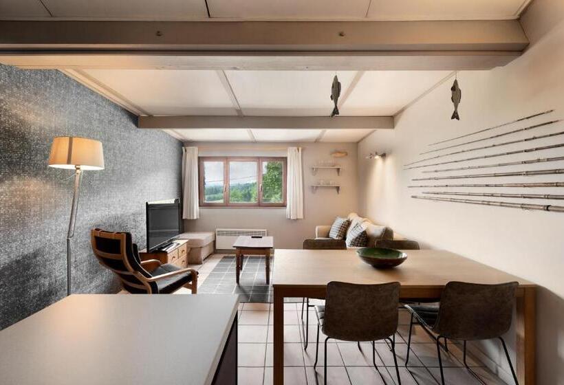 דירת חדר, Aux Ecuries De La Reine