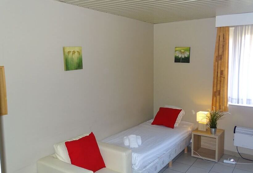 Студио Economy, Budget Flats Leuven