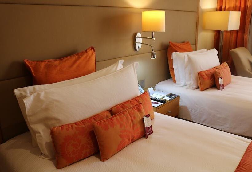 스탠다드 룸 풀장 전망, Crowne Plaza Sohar, An Ihg