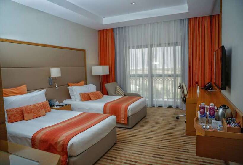 스탠다드 룸 풀장 전망, Crowne Plaza Sohar, An Ihg