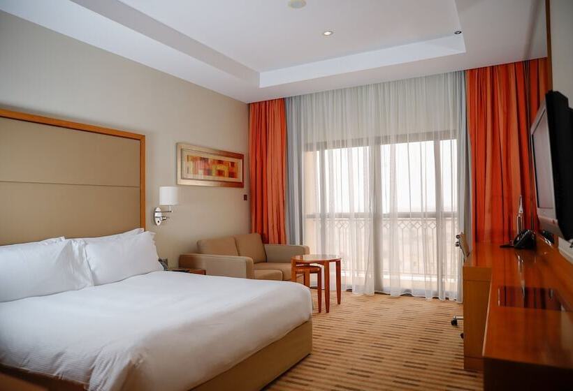 스탠다드 룸 더블 침대, Crowne Plaza Sohar, An Ihg