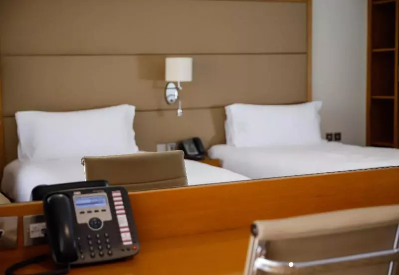 اتاق استاندارد با چشم‌انداز استخر, Crowne Plaza Sohar, An Ihg
