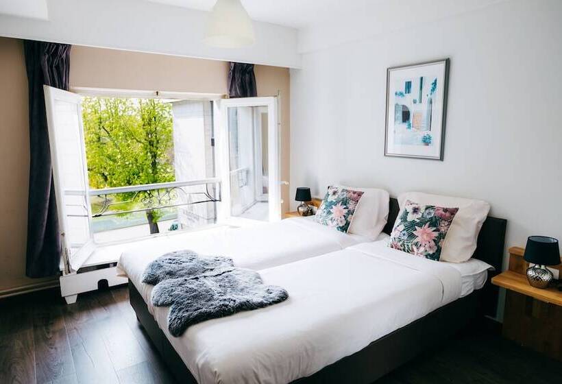 이그제큐티브 룸, Den Grooten Wolsack