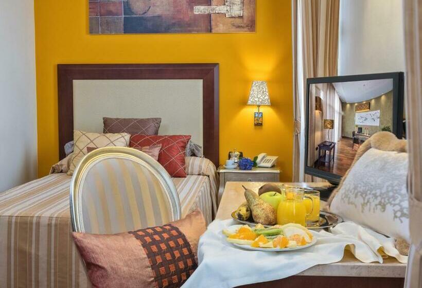 스탠다드 싱글 룸, For You