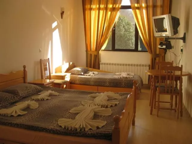 スタンダードトリプルルーム, Guesthouse Hitar Petar