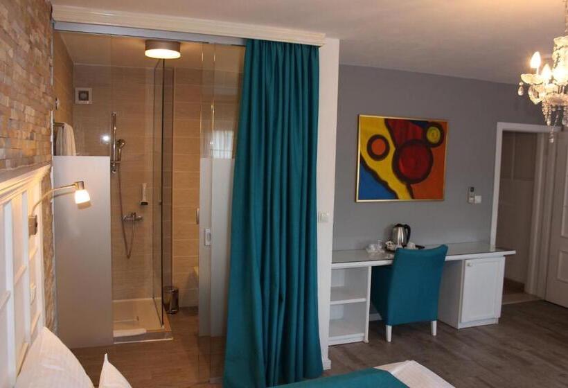 اتاق استاندارد, Restaurant Kriva ćuprija