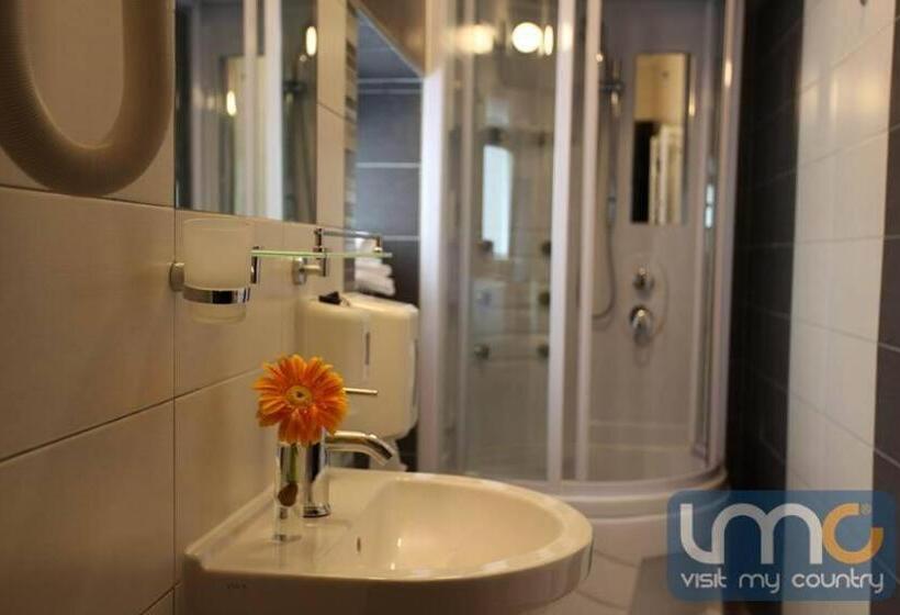 اتاق استاندارد, Restaurant Kriva ćuprija